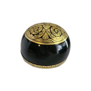Vintage Black & Gold Lacquer Jewelry Box, Lacquer Wood Decorative Round Box